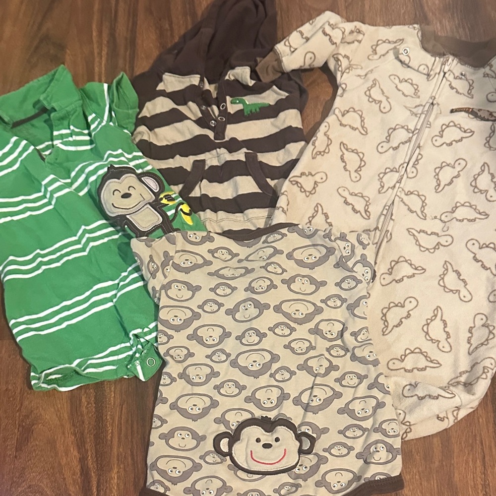 Adorable Baby Onesies Set - Green and Beige